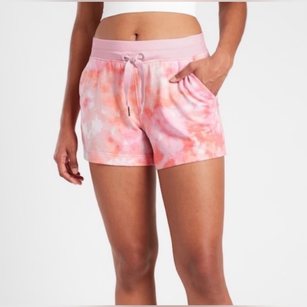 Athleta Balance Printed 4” shorts